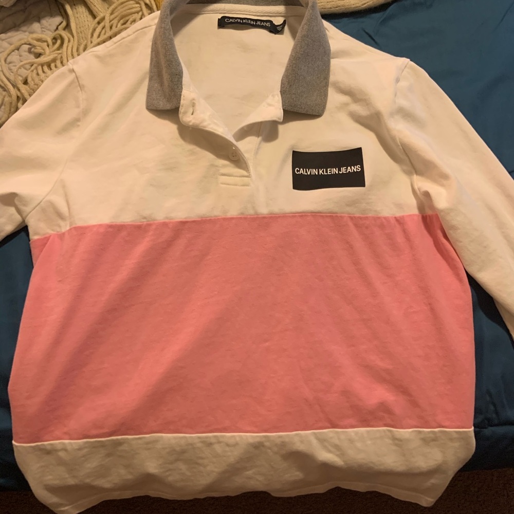 Calvin Klein Long Sleeve Pullover (Small)